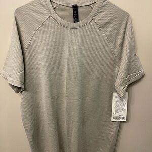 Lululemon athletic t shirt. L. Light gray/off white color